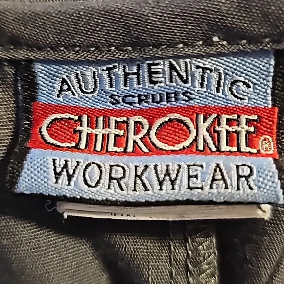 Cherokee Workwear Scrub Top - Picture 3 of 4